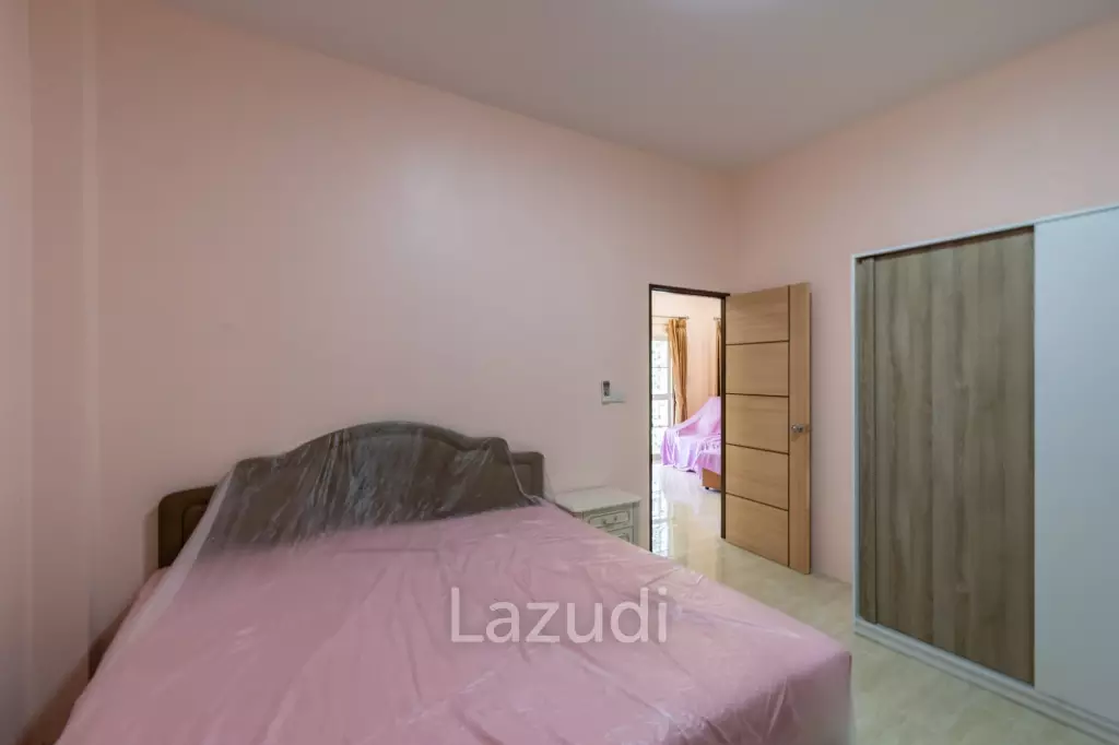 PHUWAI HILLS RESORT :  Cozy 2 Bed houses  Lakeside with Big land plot