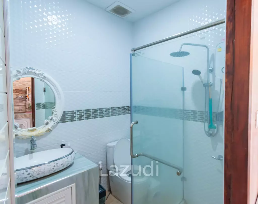 PHUWAI HILLS RESORT :  Cozy 2 Bed houses  Lakeside with Big land plot
