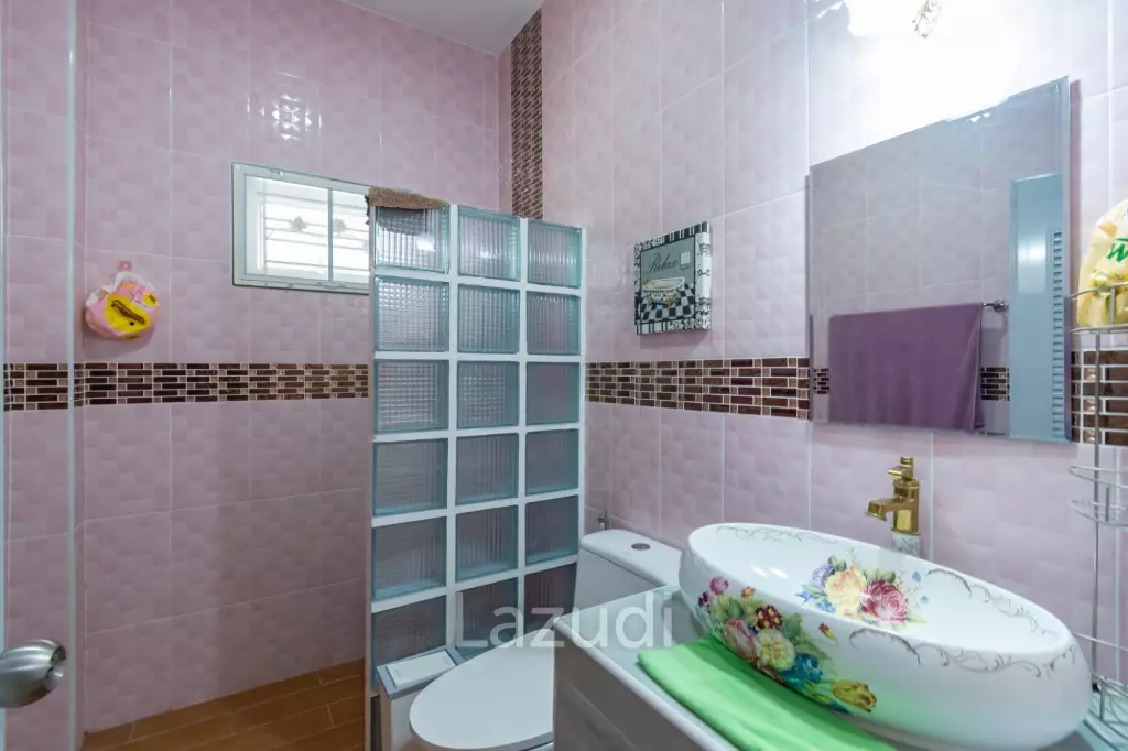 PHUWAI HILLS RESORT :  Cozy 2 Bed houses  Lakeside with Big land plot