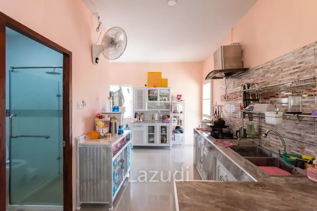PHUWAI HILLS RESORT :  Cozy 2 Bed houses  Lakeside with Big land plot