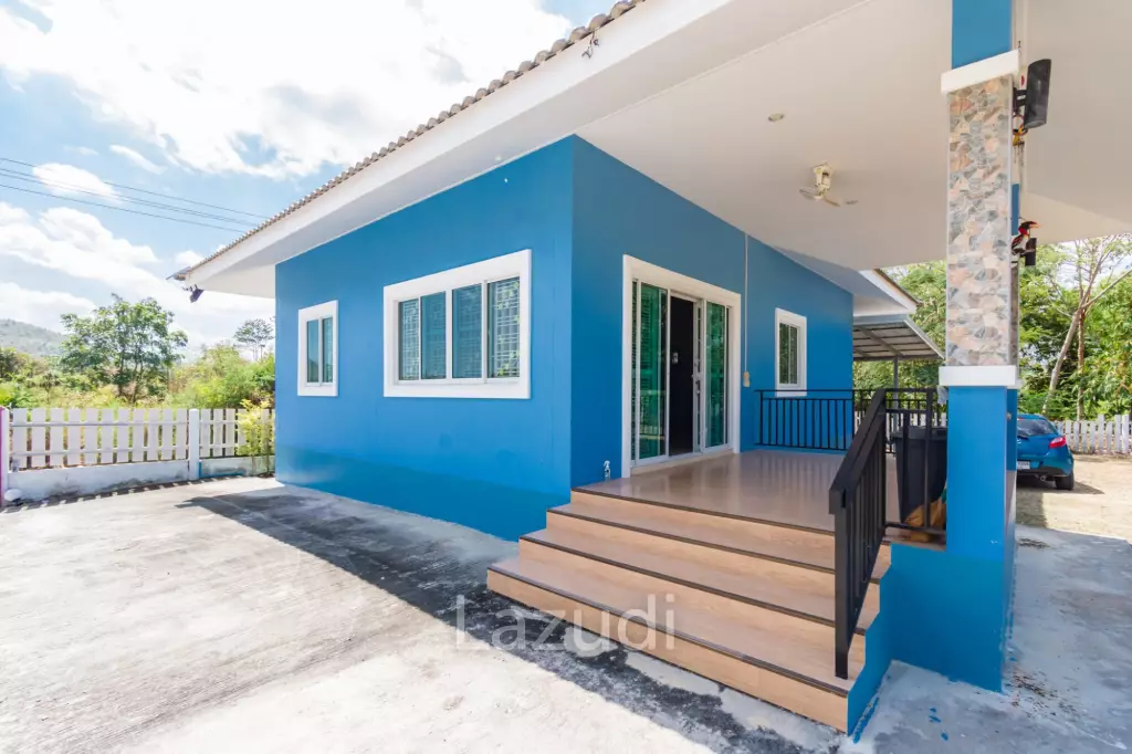 PHUWAI HILLS RESORT :  Cozy 2 Bed houses  Lakeside with Big land plot