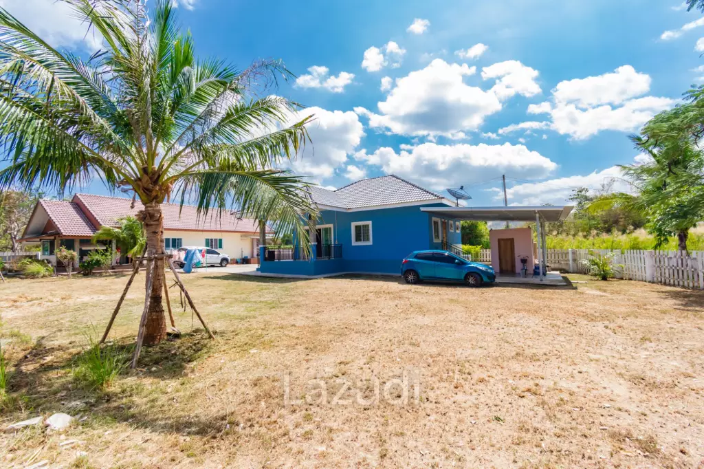 PHUWAI HILLS RESORT :  Cozy 2 Bed houses  Lakeside with Big land plot