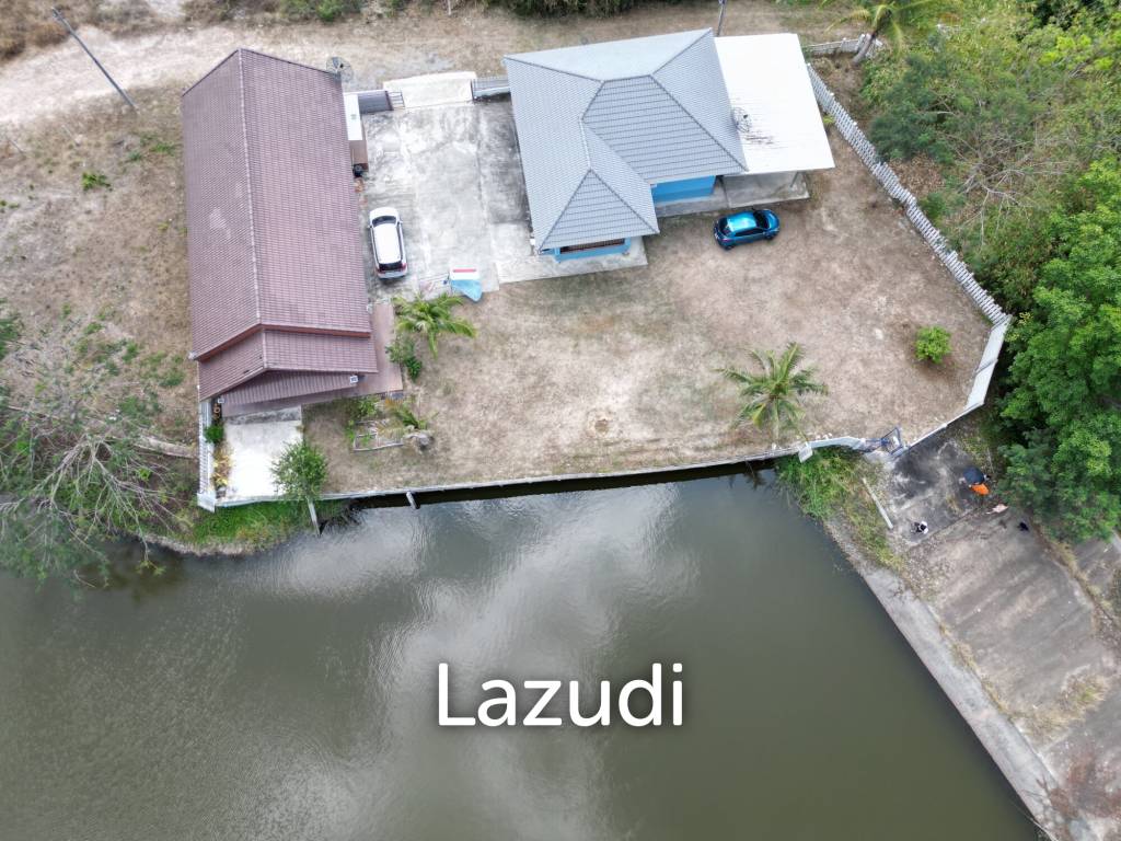 920 Sqm 2 Bed House For Sale