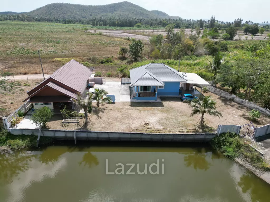PHUWAI HILLS RESORT :  Cozy 2 Bed houses  Lakeside with Big land plot