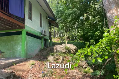 Exceptional Investment Opportunity: Two Private Thai Villas with Renovation Potential in Tang Nai Pan Area