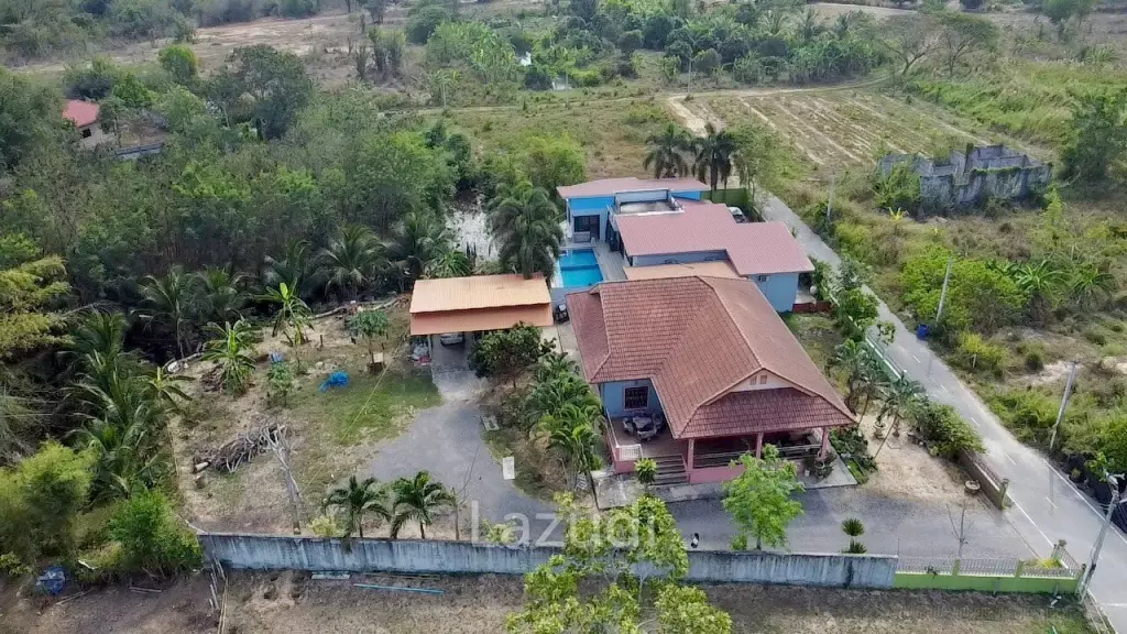 Stand Alone House with Pool Villa For Sale