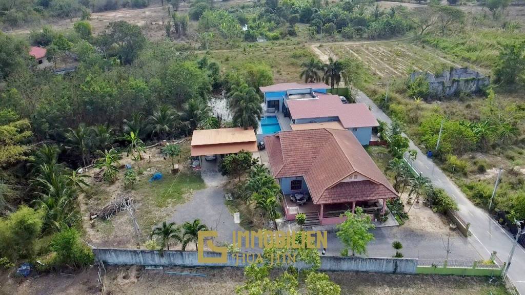 Stand Alone House with Pool Villa For Sale