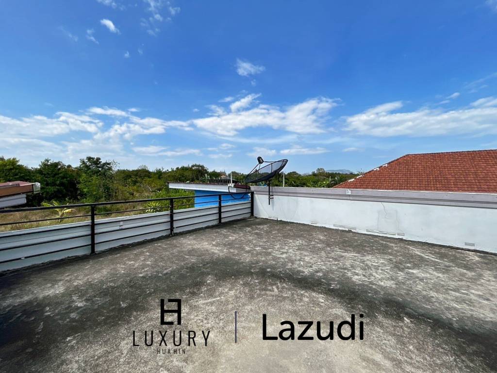 1,712 metro cuadrado 8 ` 9 Baño Villa de Venta