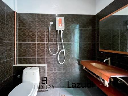 1,712 metro cuadrado 8 ` 9 Baño Villa de Venta