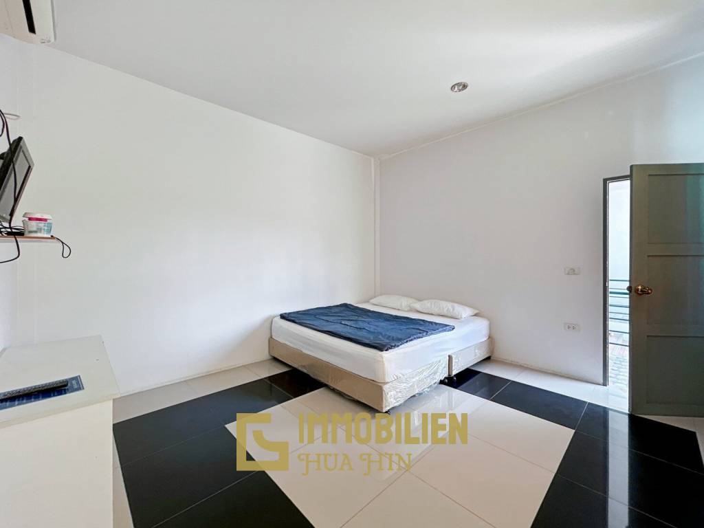 1,712 qm 8 Bett 9 Bad Villa Für Verkauf