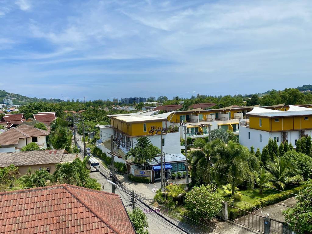 Luxurious 14BR Building in Kamala Phuket for Sale