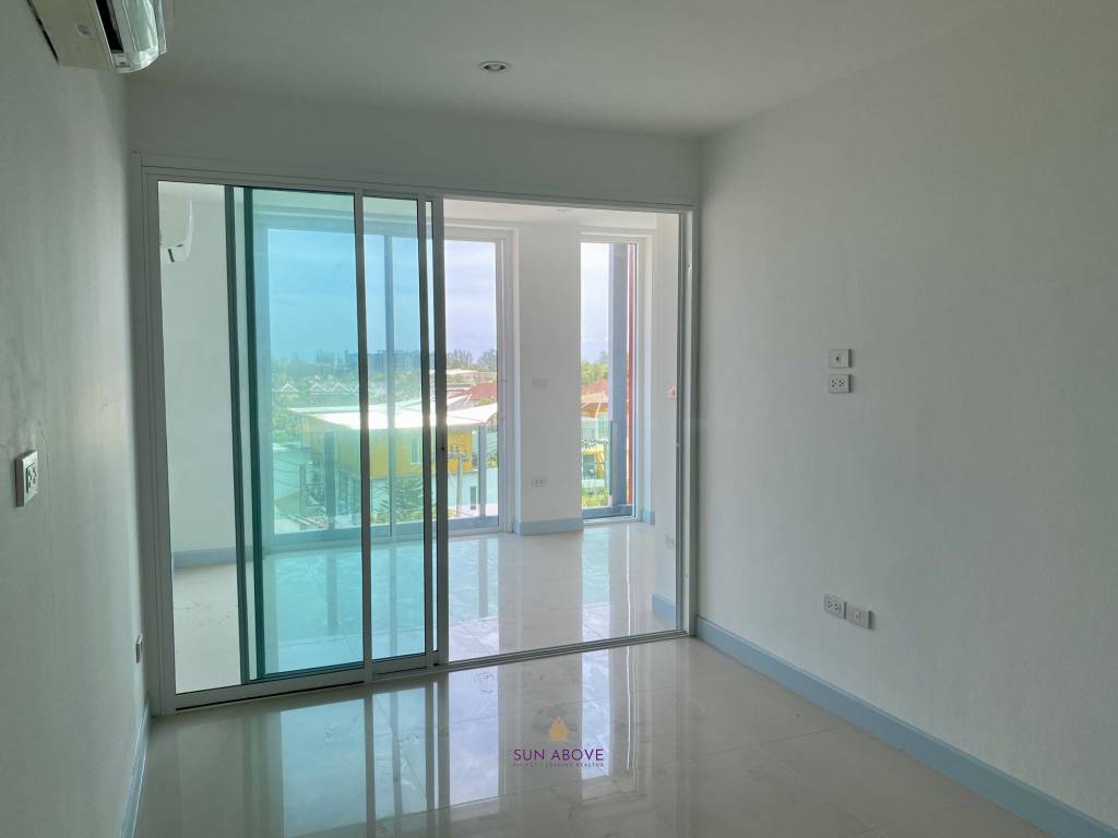 Luxurious 14BR Building in Kamala Phuket for Sale