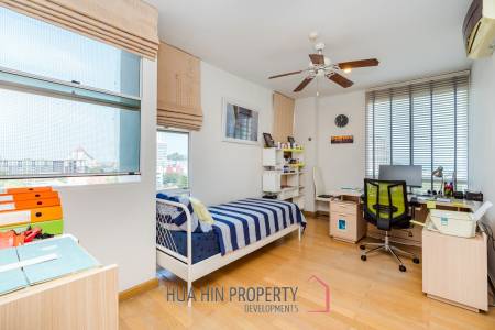 The Stunning Penthouse 3 Bed Seaview at Khao Takiab area