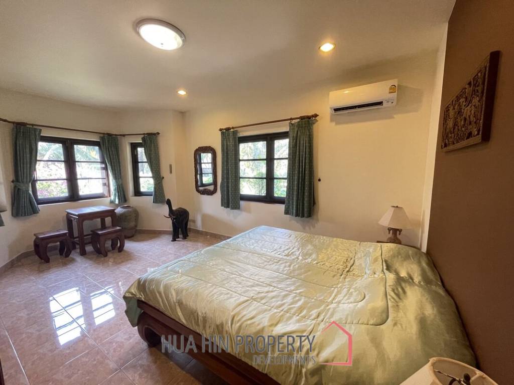 Khao Tao: Resort with sense of freedom on a large piece of land