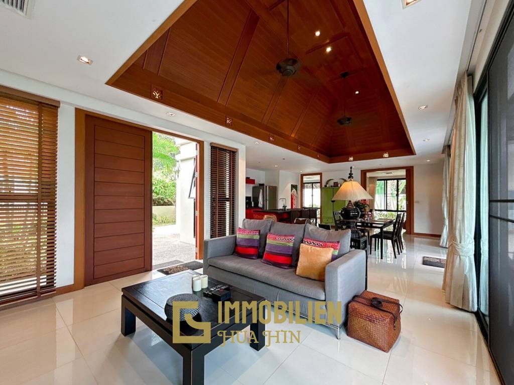 PANORAMA : 3 Bed Bali Style Pool Villa For Sale