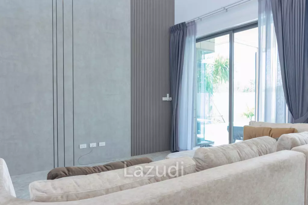 211.81 sqm modern pool villa in Hin Lek Fai Hua Hin