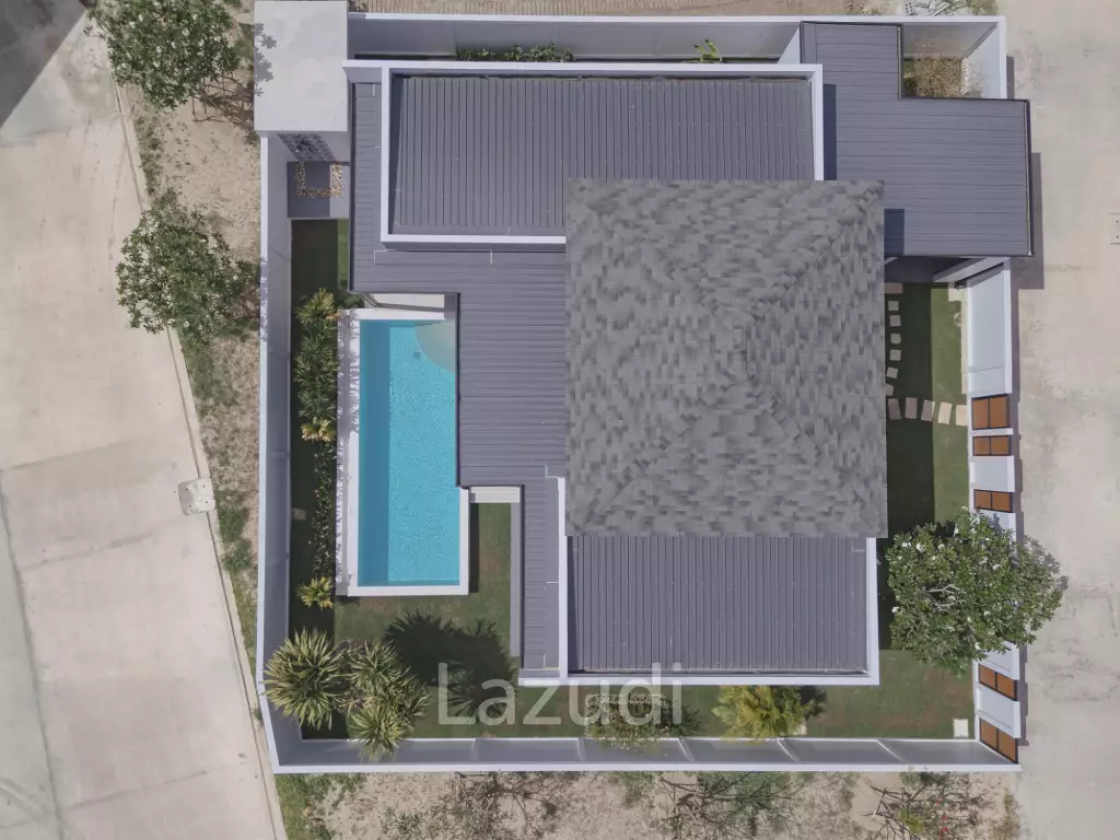 211.81 sqm modern pool villa in Hin Lek Fai Hua Hin