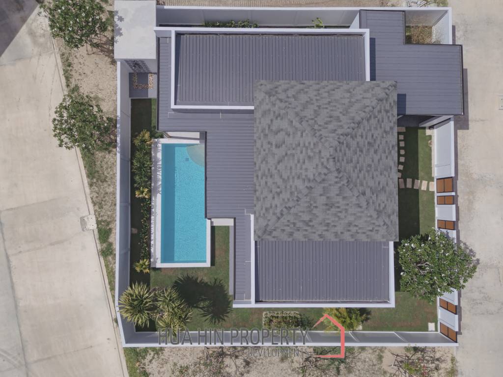 2 Bed 2.5 Bath 196.60 SQ.M Salween Forest Garden