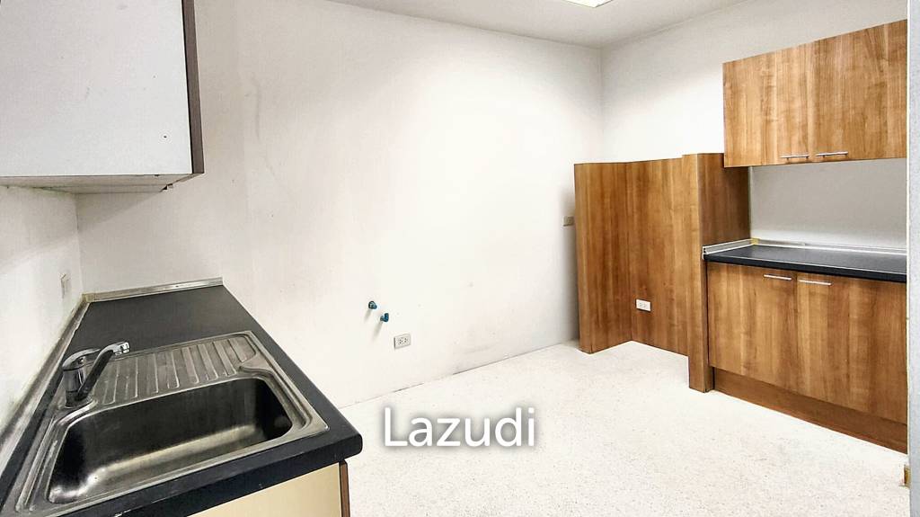 Office space for rent in Huaykwang