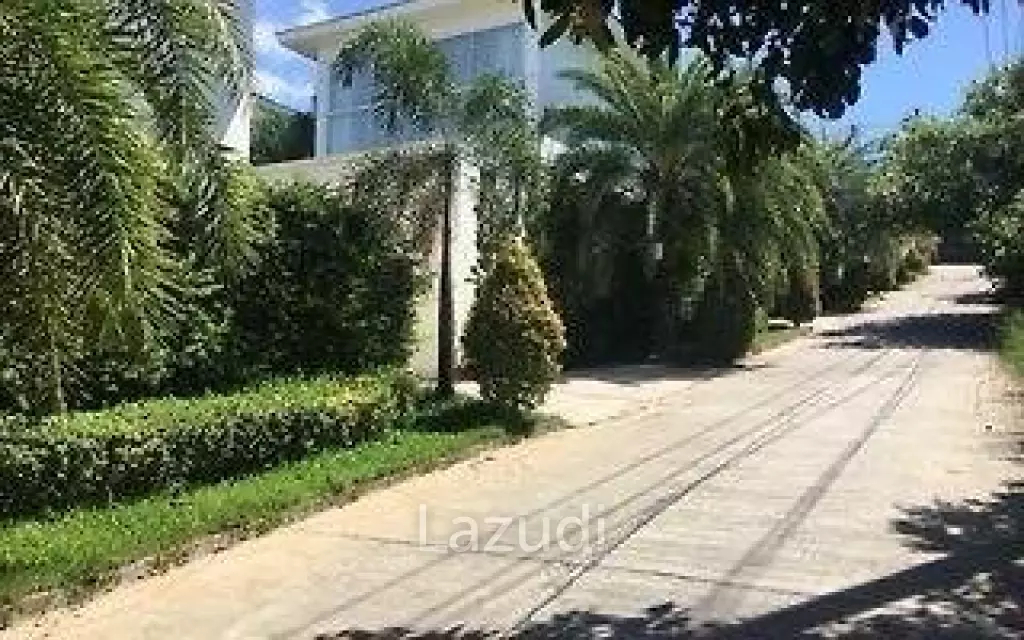 Resort Consisting of 15 Rental Villas in Choeng Mon