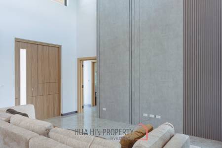 2 Beds 2.5 Bath 196.60 SQ.M Salween Forest Garden