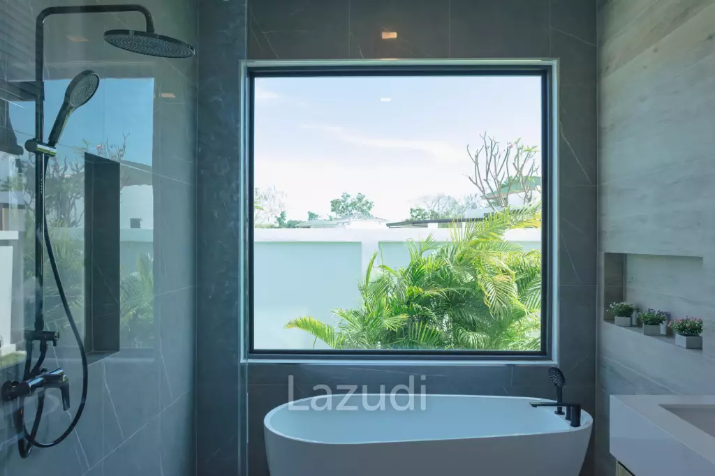 211.81 sqm modern pool villa in Hin Lek Fai Hua Hin