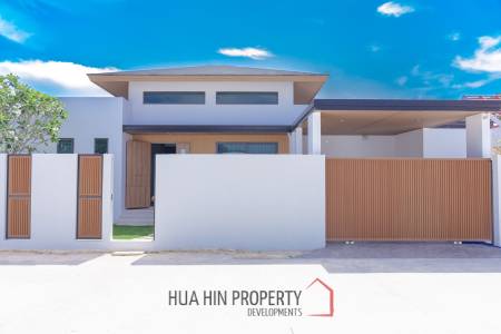 2 Beds 2.5 Bath 196.60 SQ.M Salween Forest Garden