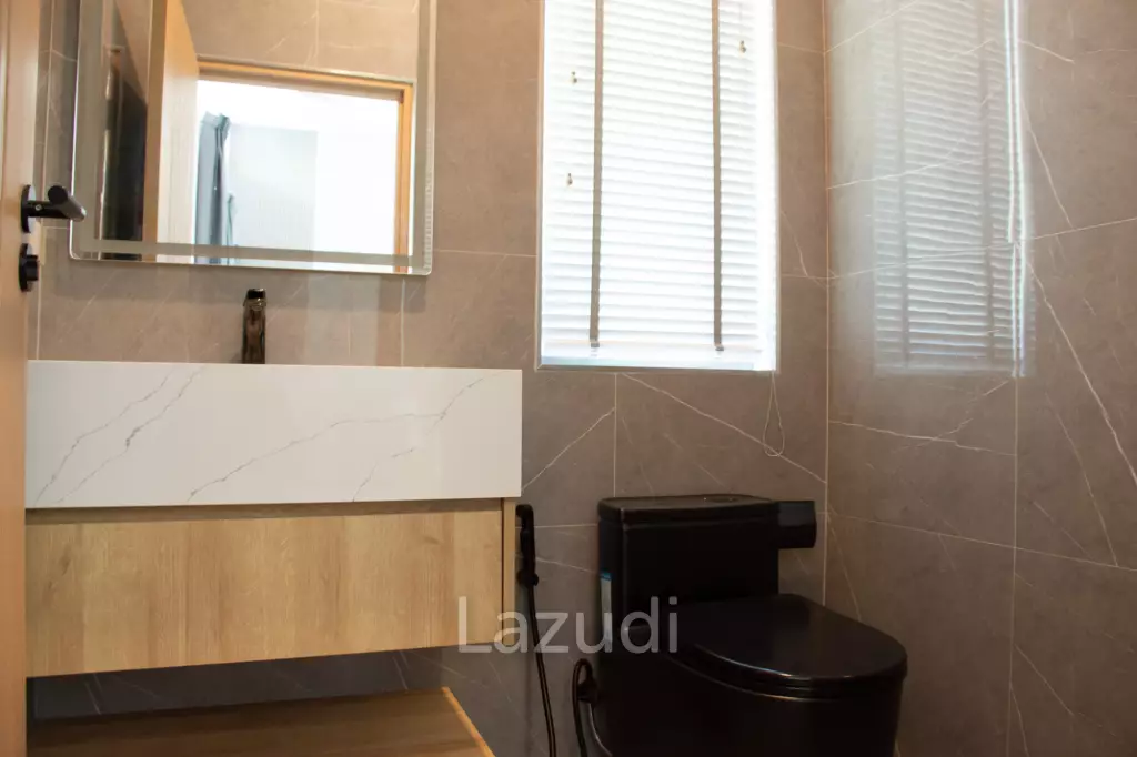 211.81 sqm modern pool villa in Hin Lek Fai Hua Hin