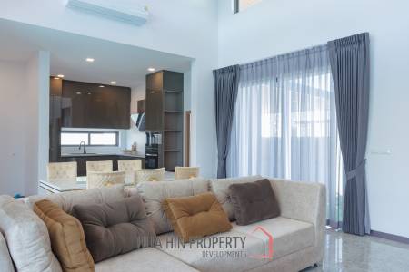 2 Beds 2.5 Bath 196.60 SQ.M Salween Forest Garden