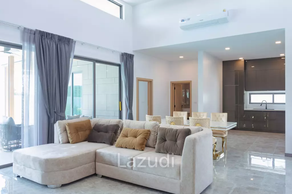 211.81 sqm modern pool villa in Hin Lek Fai Hua Hin