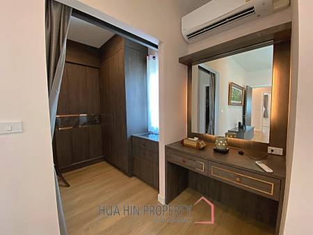 2 Story 3 Bed 3 Bath Villa Near Bluport Mall