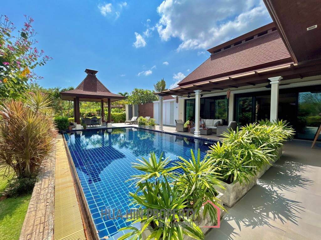 Panorama : 3 Bedroom Bali Style Pool Villa For Sale