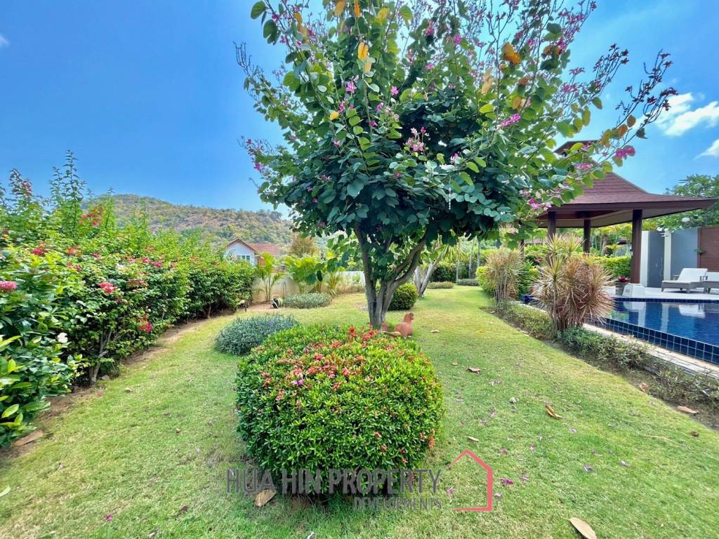 Panorama : 3 Bedroom Bali Style Pool Villa For Sale