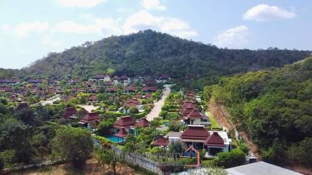 Panorama : 3 Bedroom Bali Style Pool Villa For Sale
