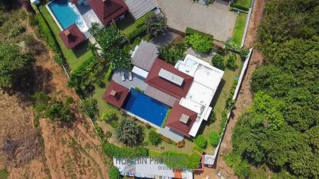 Panorama : 3 Bedroom Bali Style Pool Villa For Sale