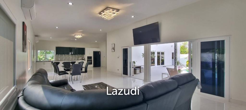 3 Beds 4 Baths 360 SQ.M. Pool Villa in Huay Yai