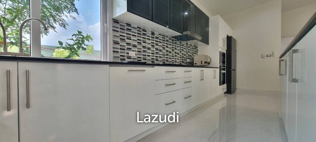 3 Beds 4 Baths 360 SQ.M. Pool Villa in Huay Yai
