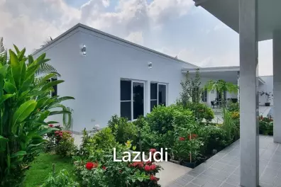 3 Beds 4 Baths 360 SQ.M. Pool Villa in Huay Yai