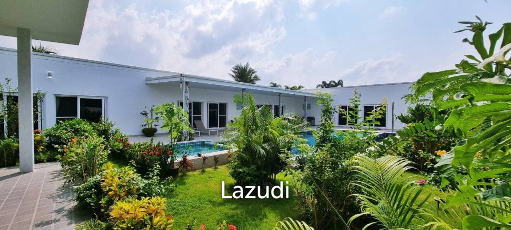 3 Beds 4 Baths 360 SQ.M. Pool Villa in Huay Yai
