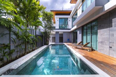 4 Bed 5 Bath Villa For Rent In Soi Pasak 4