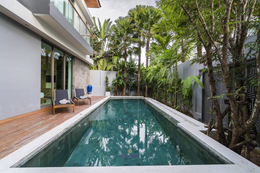 4 Bed 5 Bath Villa For Rent In Soi Pasak 4