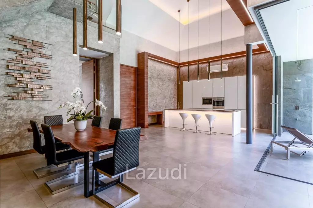 2 Bed 2 Bath Villa For Sale In Soi Pasak 4