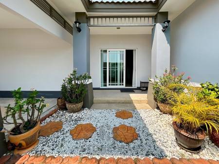 Sida Tropical Villas : 2 Bedroom Pool Villa For Rent
