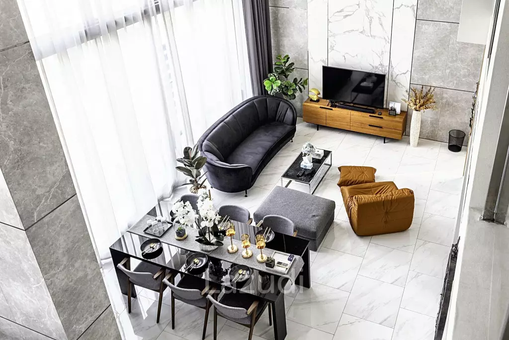 3 Bedroom 3 Bathroom 164 SQ.M Hyde Sukhumvit 11