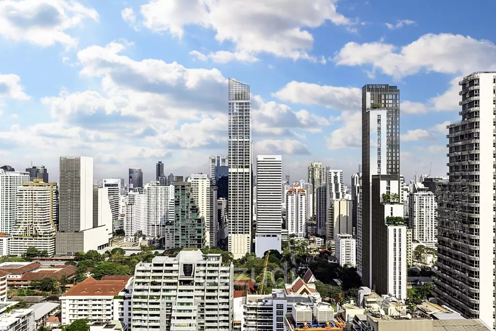 3 Bedroom 3 Bathroom 164 SQ.M Hyde Sukhumvit 11