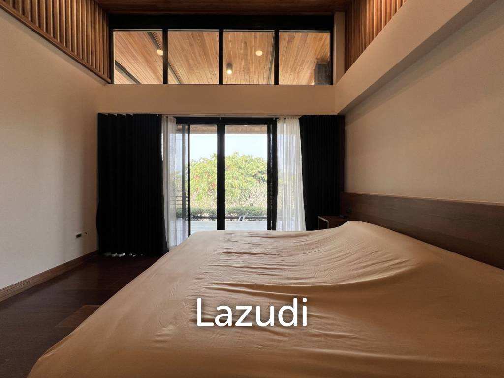 Luxurious Villa in Doi Hang, Chiang Rai with Lush Gardens