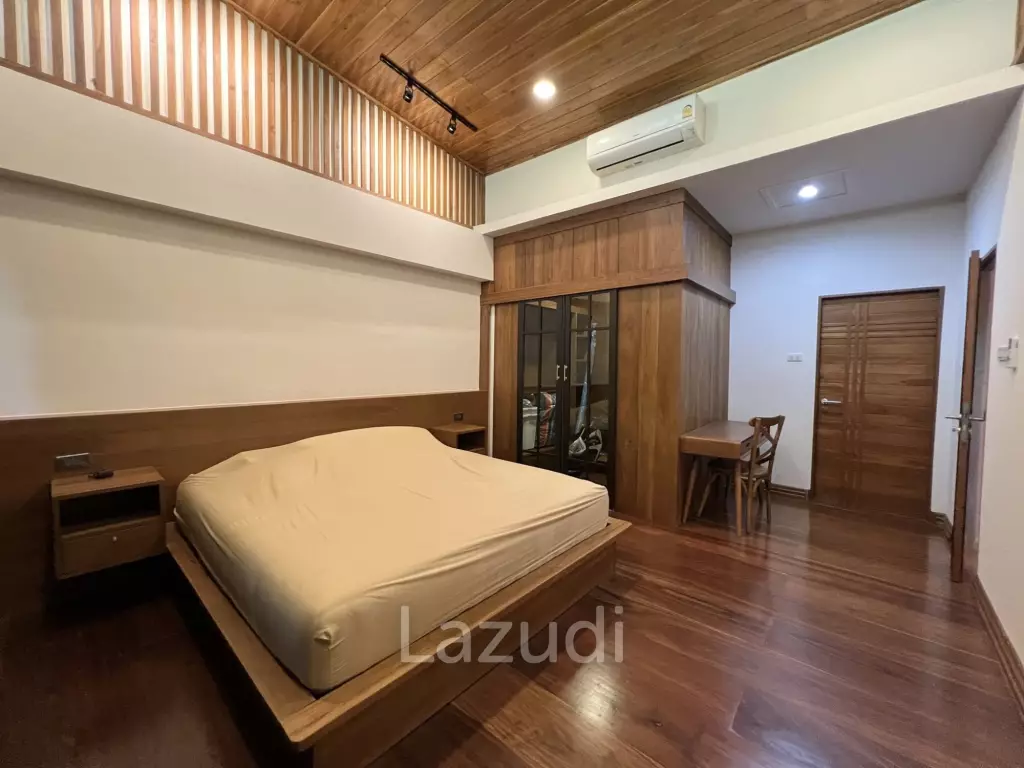 Luxurious Villa in Doi Hang, Chiang Rai with Lush Gardens