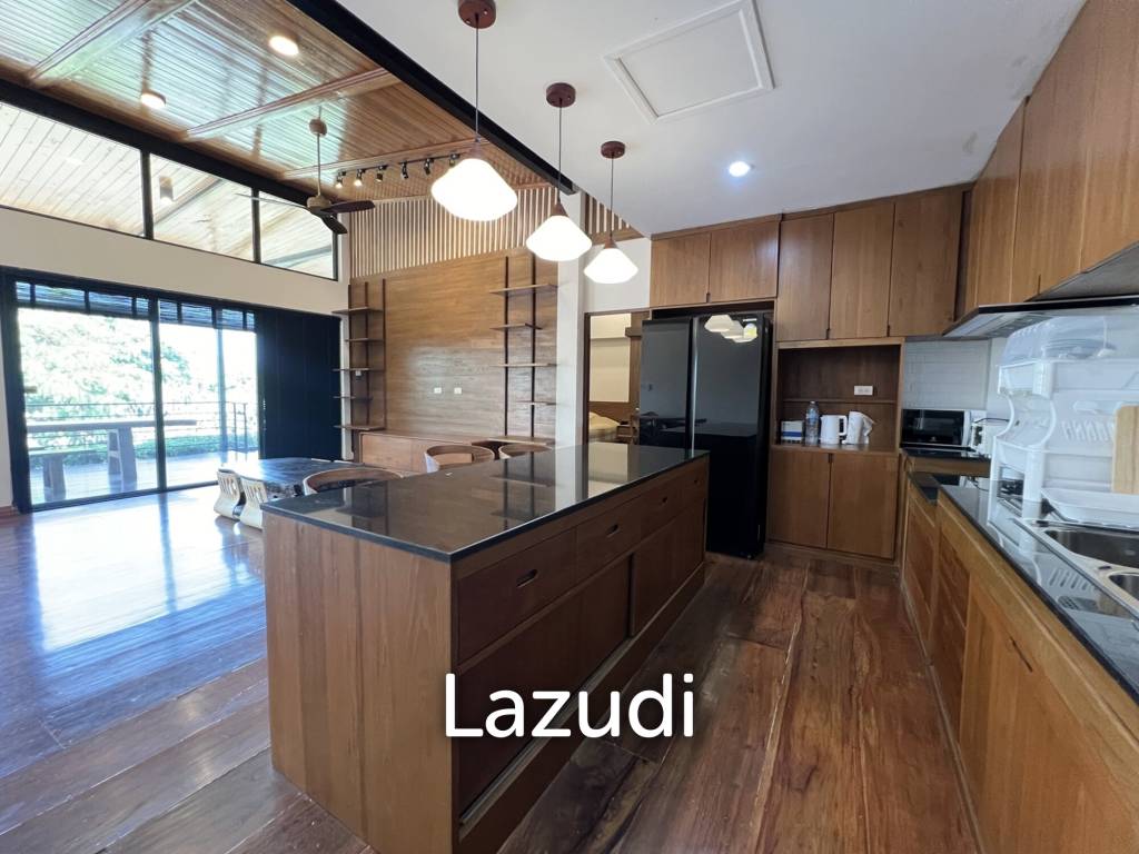 Luxurious Villa in Doi Hang, Chiang Rai with Lush Gardens