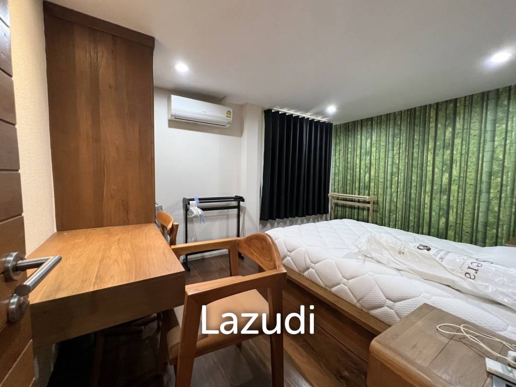 Luxurious Villa in Doi Hang, Chiang Rai with Lush Gardens