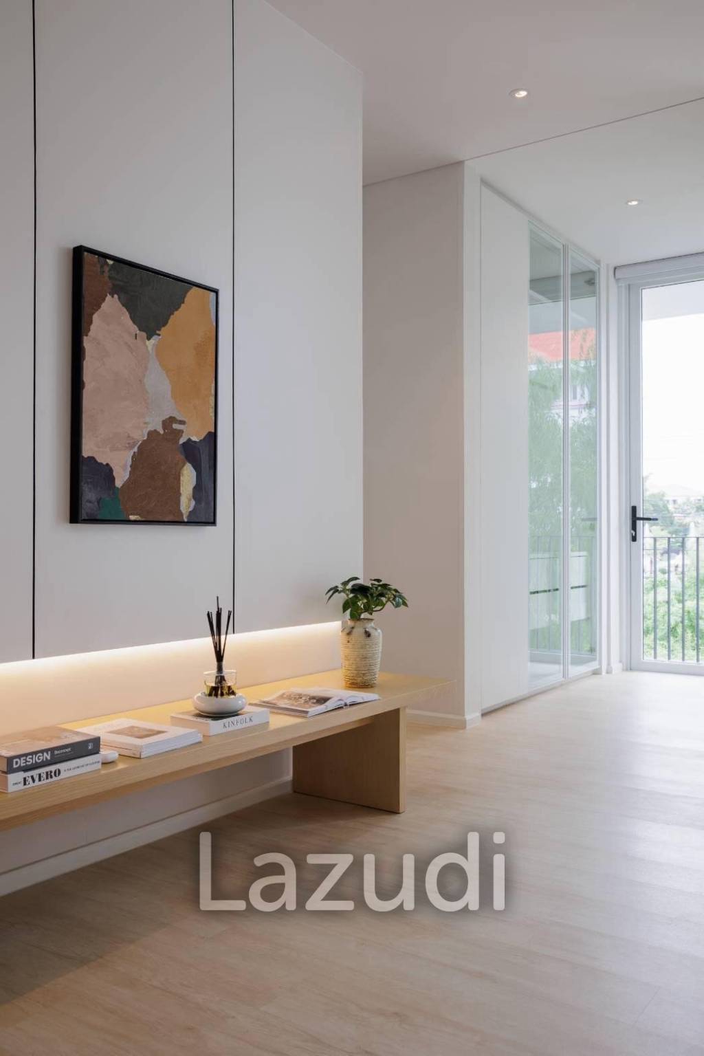 3 Bed 5 Bath 425 SQ.M Lom Hai Jai Tranquil